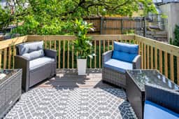 Mt Adams 5 min 2 OTR|Sleeps 6|Deck Views|Smart TVs - Image 3