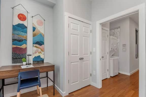 OTR by Vine+Queen Bed+Wifi+Sleep 3pp+WFH+2nd Fl - Image 4