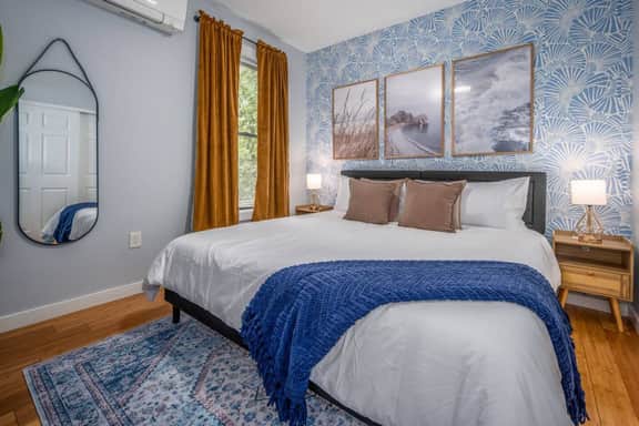 OTR by TQL+Smart TVs+King Bed+Wifi+Sleeps 3+2nd Fl - Image 3