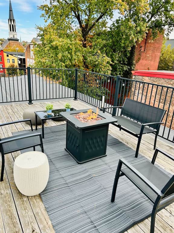OTR by TQL+Private Rooftop+Sleeps 8ppl+Wifi+3rd Fl - Image 3